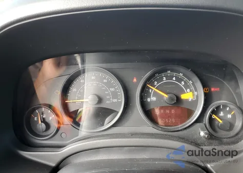 2015 Jeep Patriot Sport z USA, uszkodzony, nr VIN 1C4NJPBA5FD439472